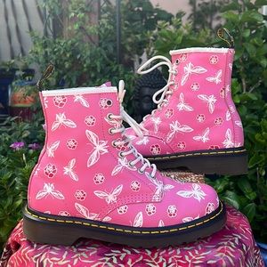 🦋 Dr. Martens Butterfly & Rose Floral PINK 1460 Boots 🦋